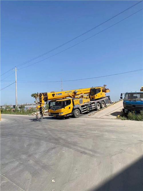 尼勒克县吊车作业时，可能会产生哪些额外收费项目？