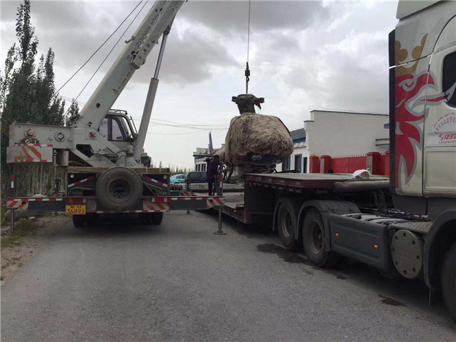 尼勒克县狭窄场地（如小区、车间）适合用哪种吊车？